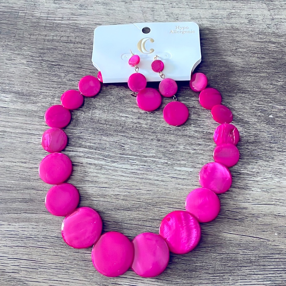 Charming Charlie pink Necklace set